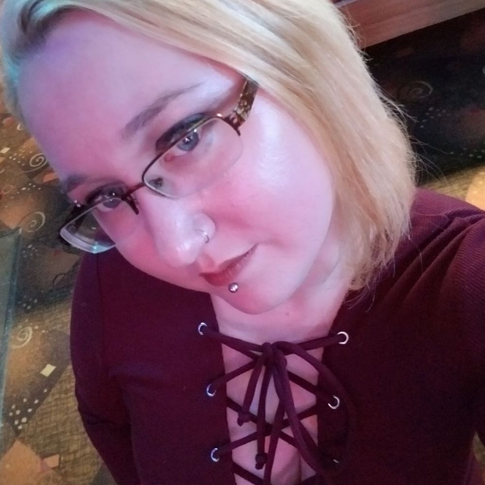 Meet your Posher, Antoinette